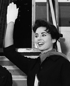 كارول موريس ، حاملة لقب مسابقة ملكة جمال الولايات المتحدة الأمريكية 1956
