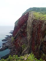 Chiburi-jima, Sekiheki („Czerwony Klif”)