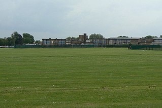 Holgate School (Hucknall).jpg