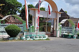Kantor desa Kedungmoro