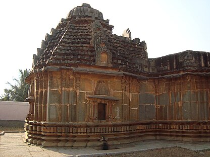 Tempulli i vjetër Jain Lakshmeshwara.