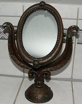 English: Old make-up mirror. Deutsch: Alter Sc...