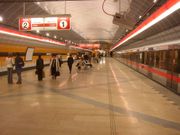 Stanice Kobylisy je první raženou stanicí, která má jednolodní kruhový profil (2004)