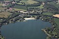 Door de bouw van de A29 was veel zand nodig waardoor diverse recreatieplassen ontstonden. Hier de Kleine Bornhoster See. (2010)