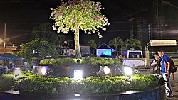 Roxas Night Market bombing memorial.jpg