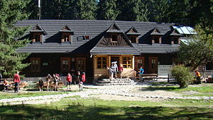 Roztokahütte (Polnisch: Schronisko PTTK w Dolinie Roztoki)