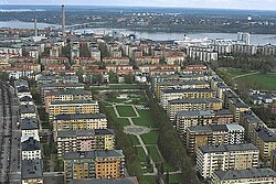 Flygfoto över Ladugårdsgärdet med Tessinparken i mitten