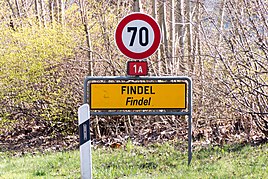 Ortsschild in Findel