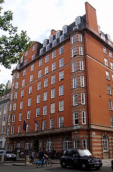 The main UCL Union building situated on Gordon Street University College London Union.jpg