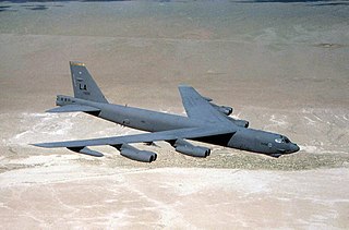 320px-Usaf.Boeing_B-52.jpg