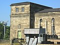 Detail im südlichen Turm: Das Mülheimer Stadtwappen