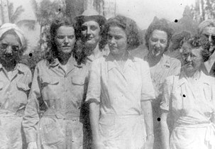 Army nurses rescued from Santo Tomas 1945h.jpg