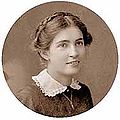 Cicely Mary Barkercirca 1915geboren op 28 juni 1895
