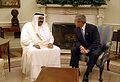 Emiiri Hamad bin Khalifa al-Thani presidentti George W. Bushin kanssa Valkoisessa talossa vuonna 2005