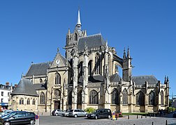 池沼聖母教堂（法語：Église Notre-Dame-des-Marais de La Ferté-Bernard）