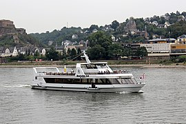 MS Deutsches Eck auf dem Rhein in Koblenz