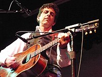 Michael Penn performing in 2007.jpg