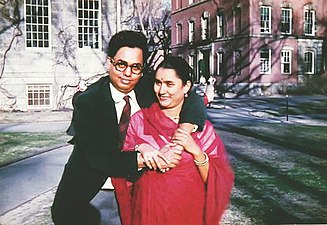 Avec sa femme en 1957