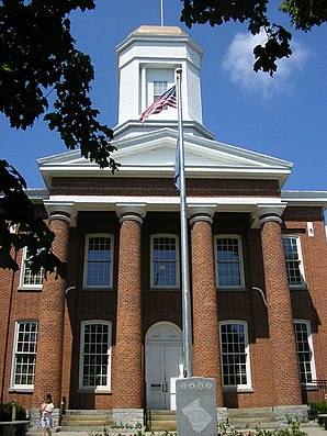 Owen County Courthouse, gelistet im NRHP Nr. 76000937[1]