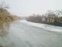 Talvinen joki Kryvyi Rihissa.