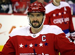 Alex Ovechkin 2018-12-19 2.jpg