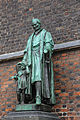 Statue an der Marktkirche Hannover