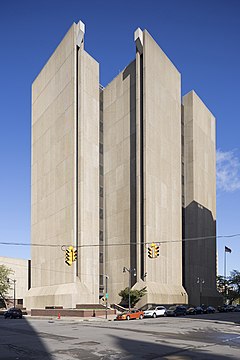 Buffalo City Court Building, 1971-74, Pfohl, Roberts kaj Biggie (8448022295).jpg