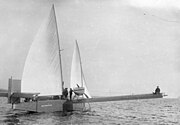帆を張った飛行艇（ロールバッハ Ro II）