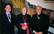 vlnr.: Diakon Hans Gerd Grevelding, Weihbischof Klaus Dick, Pfarrer Edmund Dillinger; Amtsübergabe