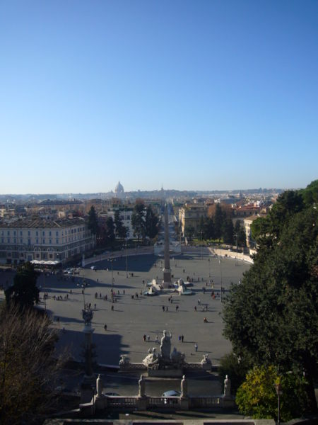 File:Campo Marzio - Pincio vista di Piazza del Popolo fino a Monte Mario 1000477.JPG