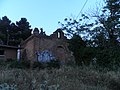 Ermita en ruinas de Nª Sª de Lourdes, del s. XIX, camino de Valverde