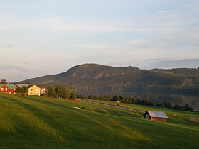 La montagne Hällberget en été