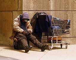 http://upload.wikimedia.org/wikipedia/commons/thumb/d/d2/Homeless_Man.jpg/256px-Homeless_Man.jpg
