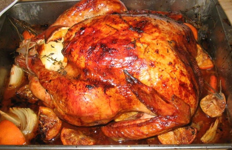 File:Oven roasted brine-soaked turkey.jpg