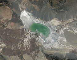 Satelitní snímek jezera (2013)