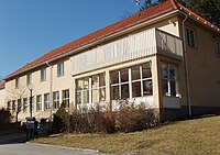 Hotellbyggnaden bakom Villa Söderås, uppförd 1977.