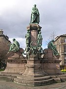 グラッドストン像（スコットランド・エジンバラ）
