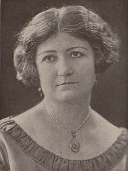 Marta Harlasová-Schrödlová (před r. 1927)