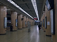 Andingmen stattion, Linje 2 i Pekings tunnelbana.