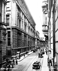 A view of Bankalar Caddesi (Banks Street) in the late 1920s. Completed in 1892, the Ottoman Bank headquarters is seen at left. In 1995 the Istanbul Stock Exchange moved to Istinye, while numerous Turkish banks have moved to Levent and Maslak. Bankalar Caddesi in the 1920's.jpg