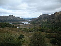 A Hölgyek kilátója (Ladies View) Kerry grófságban, a Killarneyi Nemzeti Park közelében