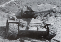 18インチサーチライトを装着したM46 海兵隊第1戦車大隊の所属車