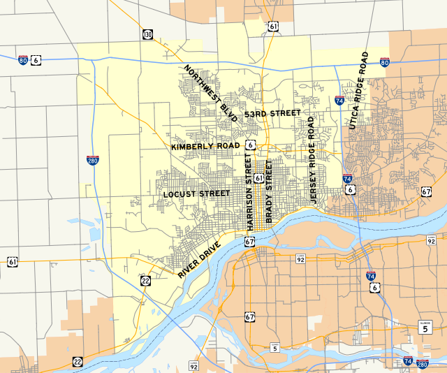 A map with thousands of streets and major ones highlighted by name