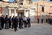 被災地を視察する米国オバマ大統領（2009年7月8日撮影）