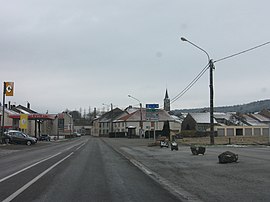 The road into Saint-Thiébault