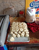 Samosas tupu a sie ya, n'ụlọ ahịa na-atọ ụtọ na Kolkata.