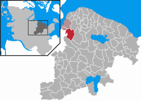 Poziția comunei Schönkirchen pe harta districtului Plön