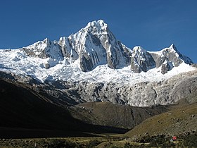 Vue du Taulliraju