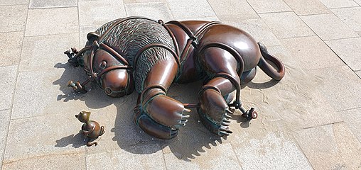 Skulptur von Tom Otterness in Scheveningen