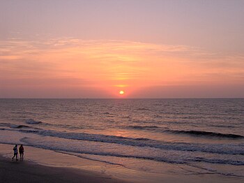 English: Sunrise viewed from Tybee Island, Geo...